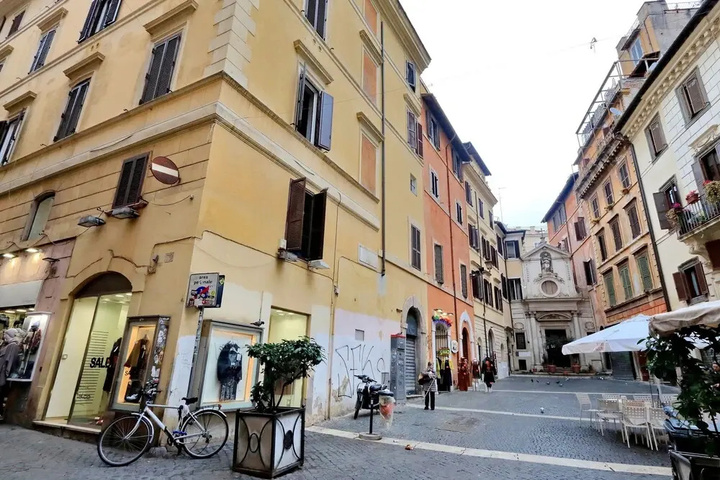 Image of Campo dei Fiori 3-bed Apartment hi Standing