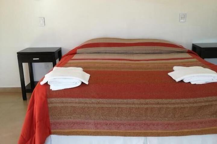Room 5 of 136