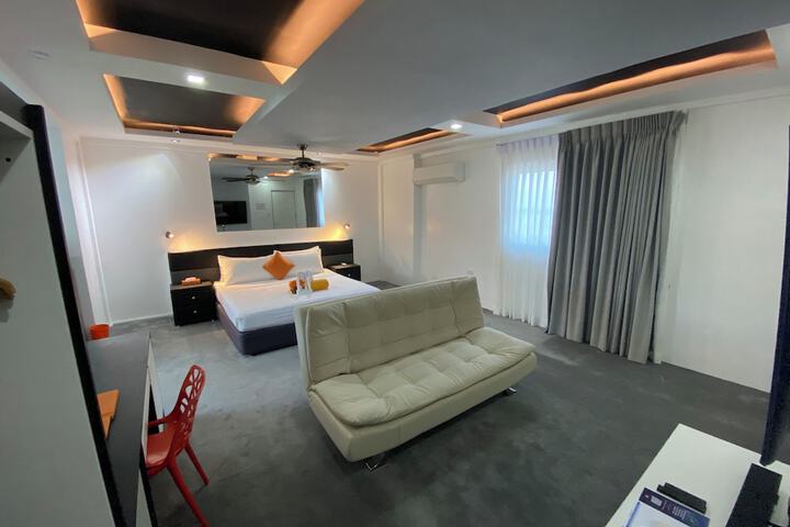 Room 197 of 403