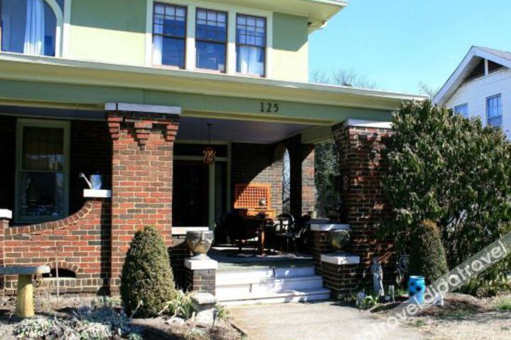 Photo of Marble Hill Inn