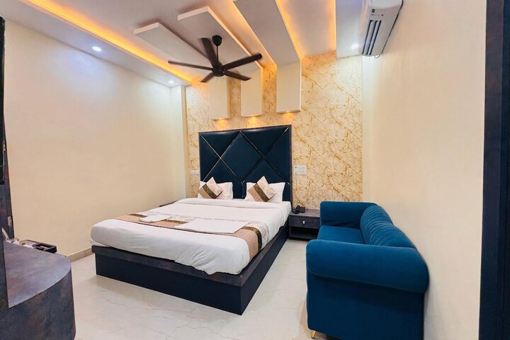 Room 41 of 49