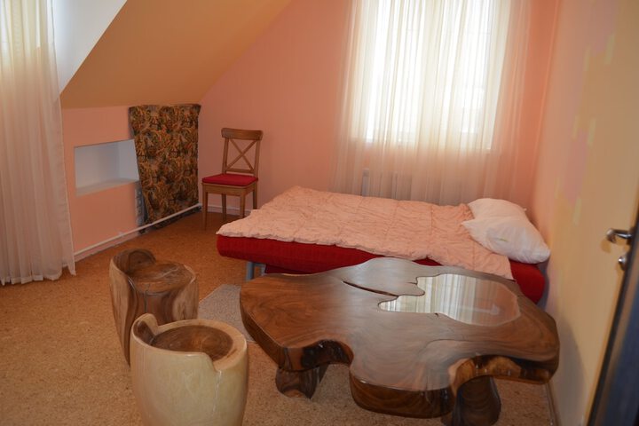 Room 3 of 22