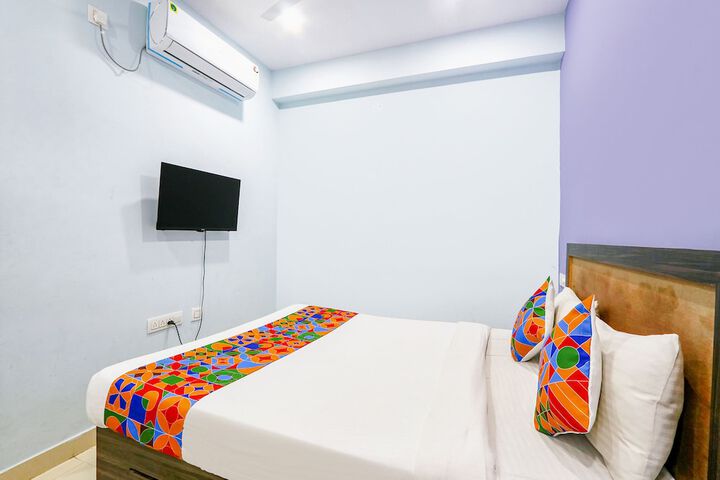 Room 16 of 24