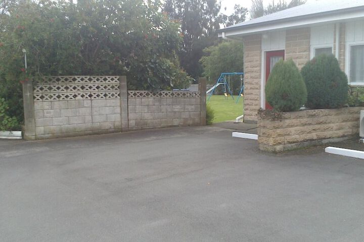 Property Grounds 21 of 28
