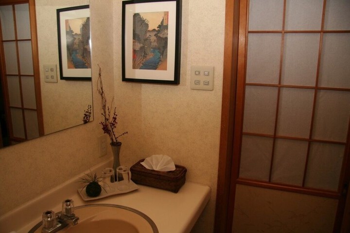 Room 12 of 35