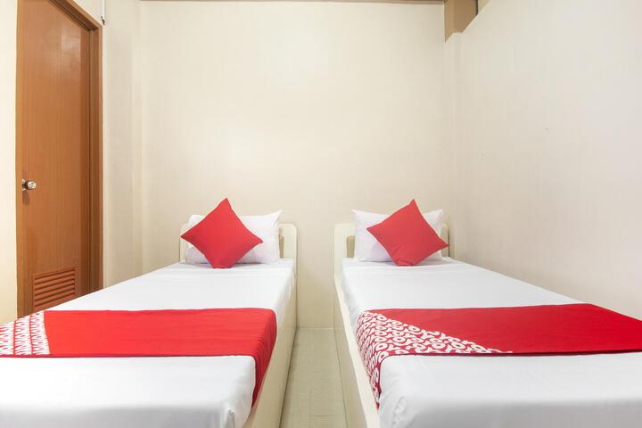 Room 14 of 31