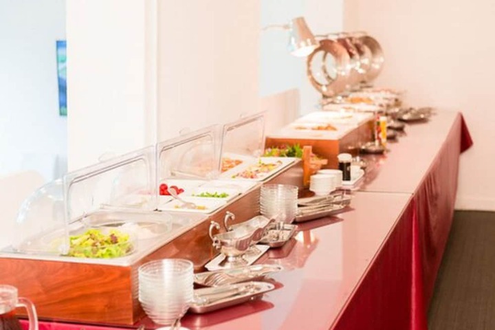 Dining 52 of 71