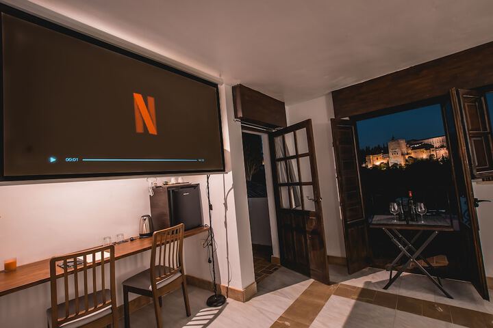 Room 11 of 46