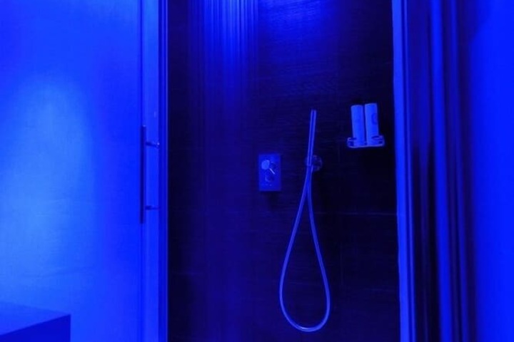 Room 18 of 43