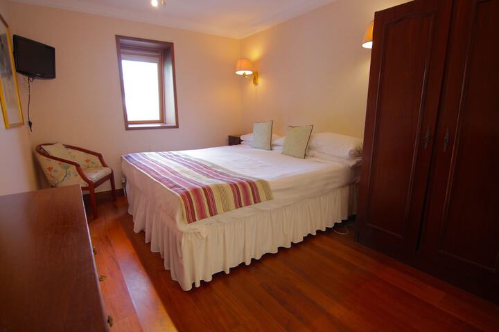 Room 9 of 62