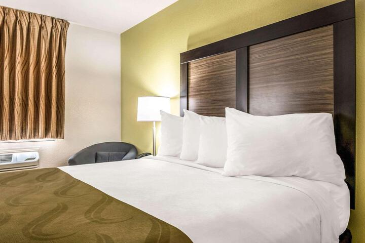 Double Accessible King Size Bed (1 of 5)