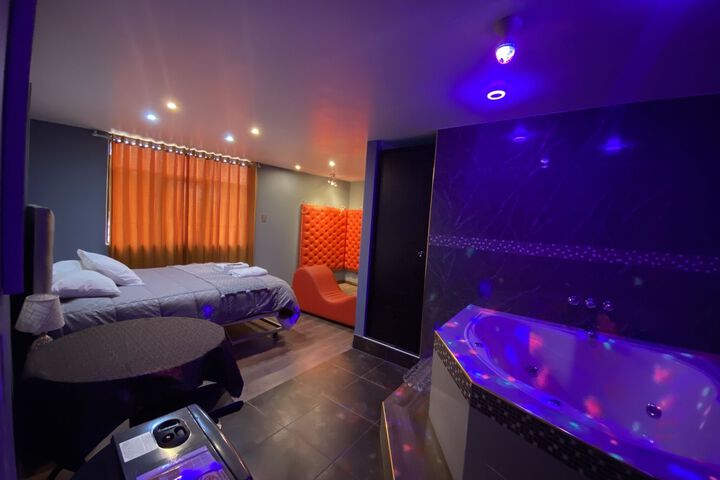 Room 16 of 21