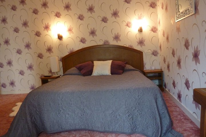 Room 8 of 61
