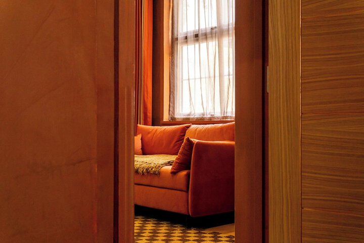Room 105 of 344