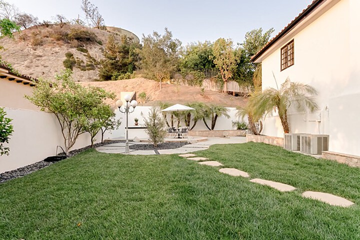 Property Grounds 85 of 95