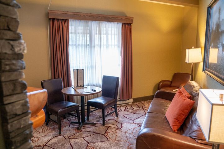 Room 13 of 72
