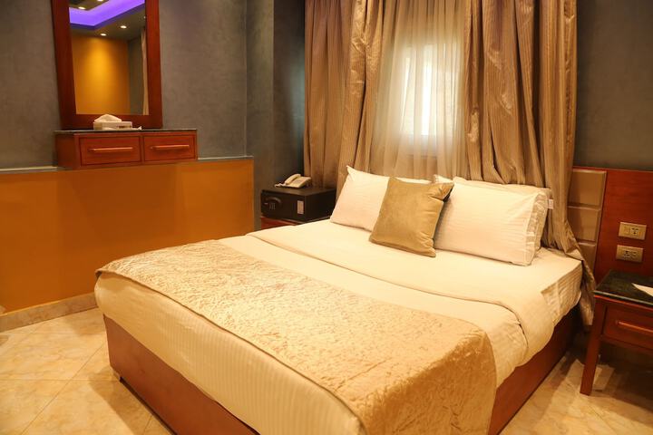 Room 8 of 59