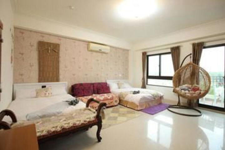 Room 7 of 15