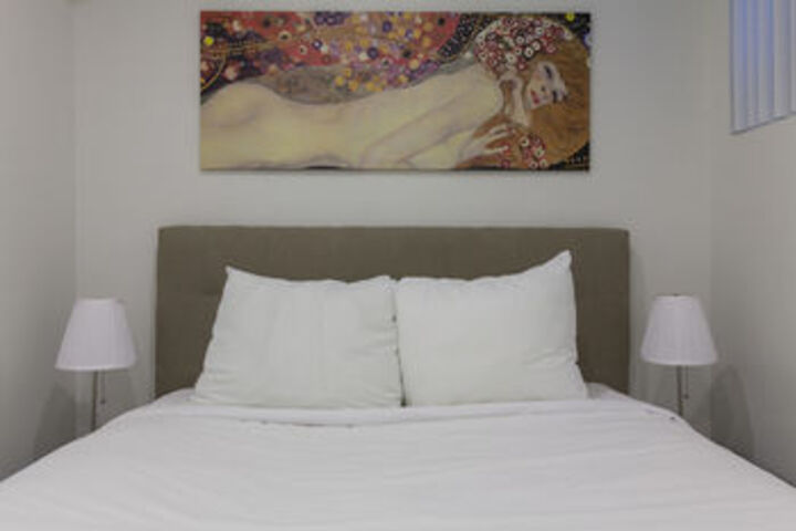 Room 4 of 24