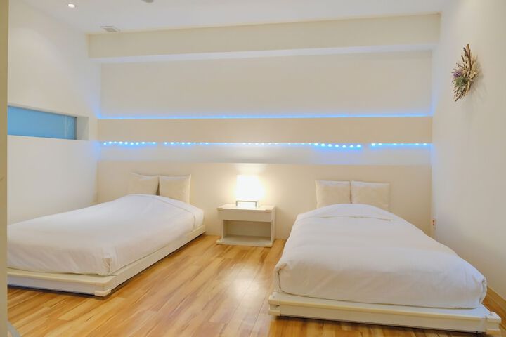 Room 9 of 91