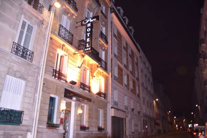 Hotel 27 of 34