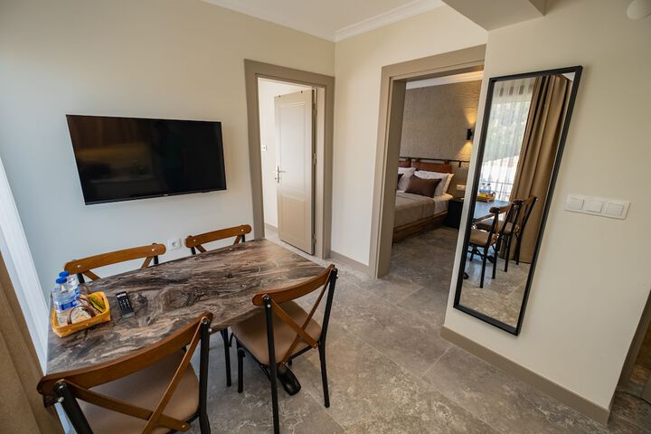 Room 29 of 63