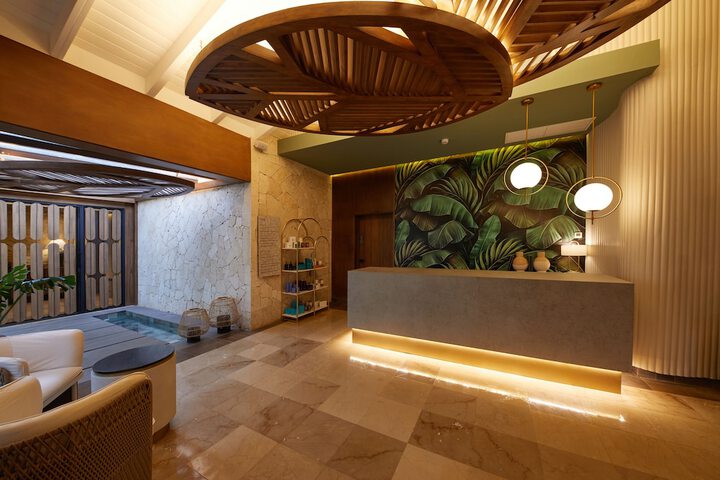 Hotel Interior 79 of 125