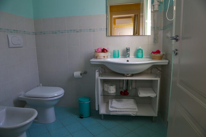 Room 34 of 58