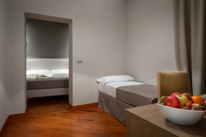 Room 17 of 72