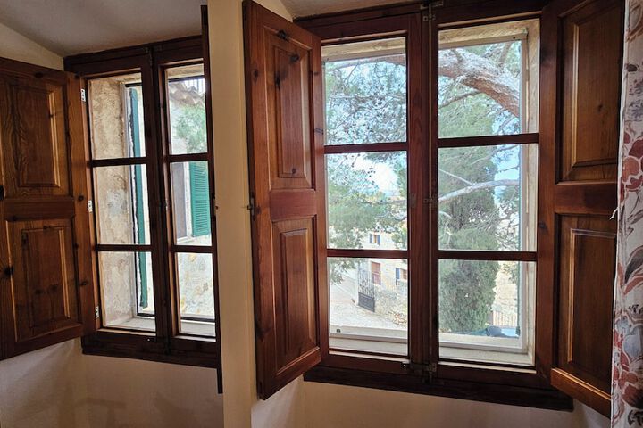 Room 47 of 105