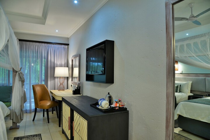 Room 9 of 55