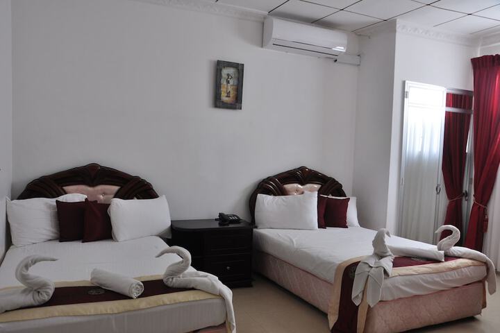 Room 12 of 94