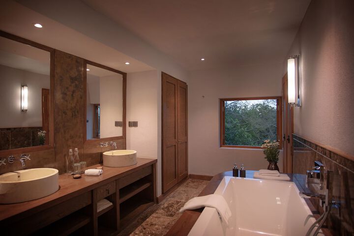 Room 29 of 93