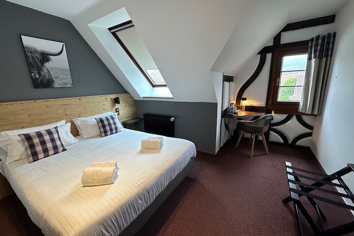 Room 47 of 81