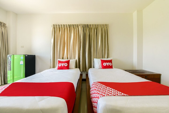 Room 8 of 27
