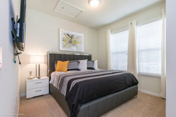 Room 125 of 199