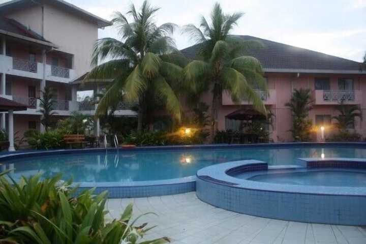 Pool Hotel