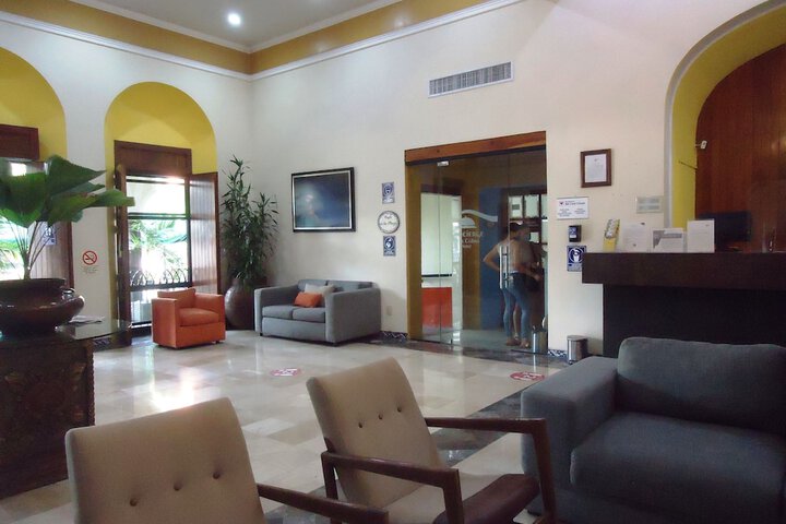 Guest Lobby