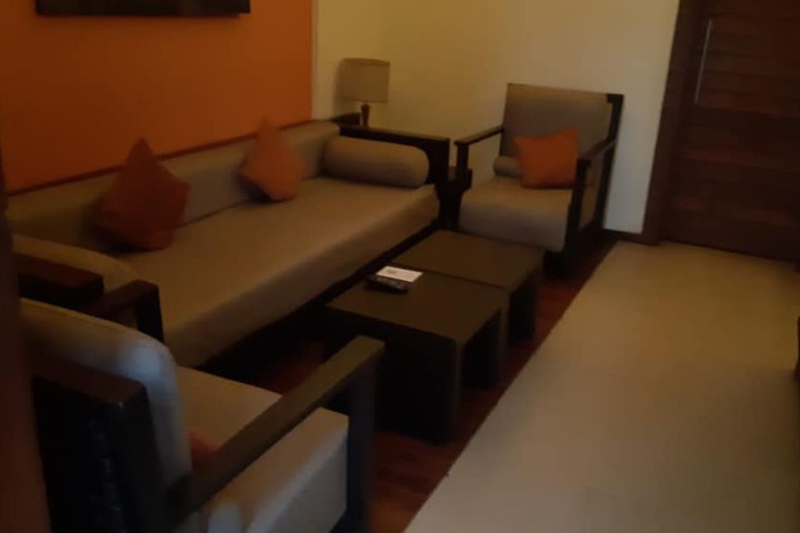Room 42 of 99