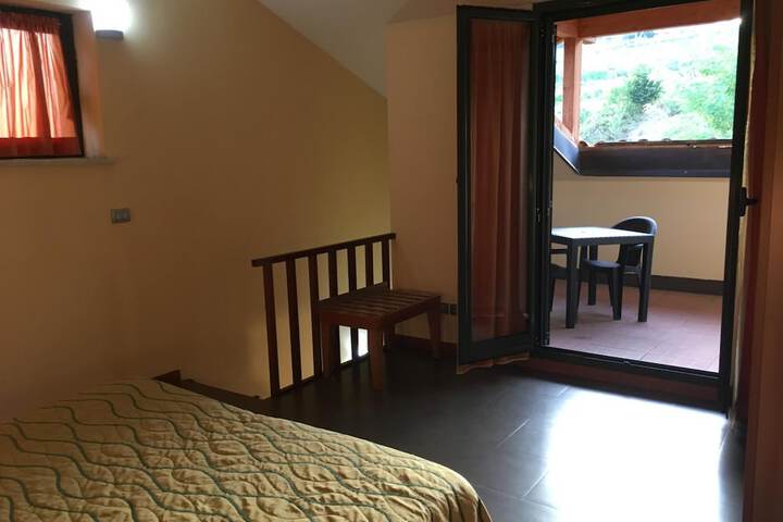 Room 16 of 52