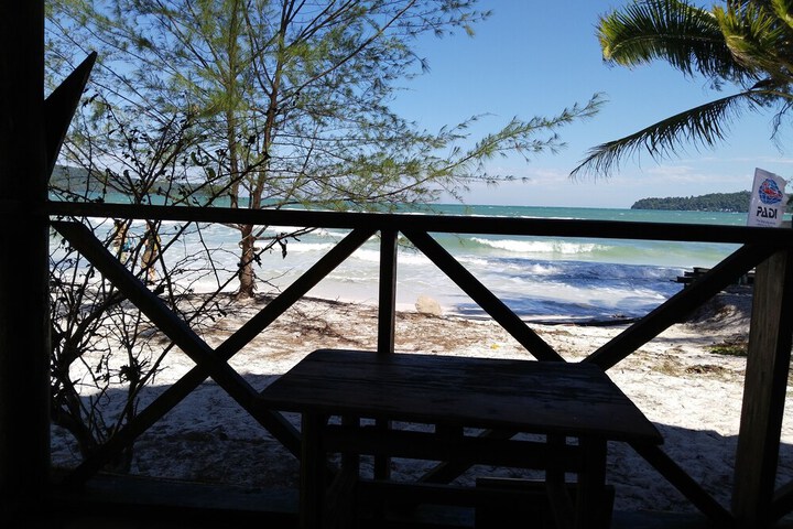 Beach 31 of 35
