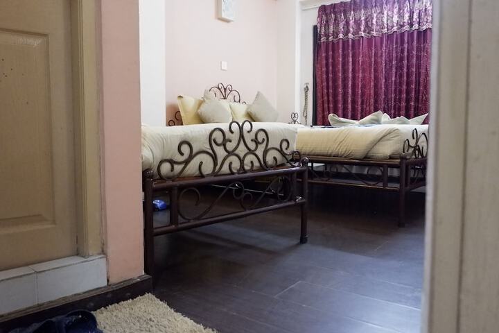 Room 6 of 56