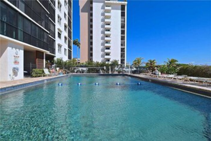 Pool 18 of 28