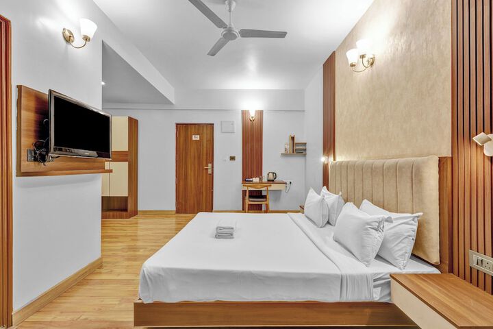 Room 7 of 27