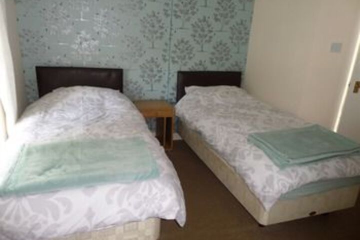 Room 8 of 24