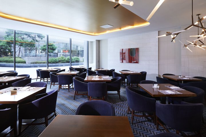 Dining 85 of 147