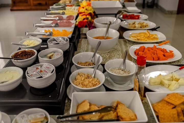 Dining 36 of 40
