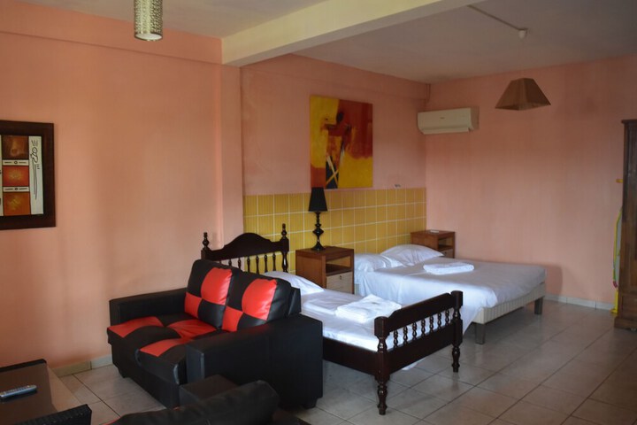 Room 5 of 38