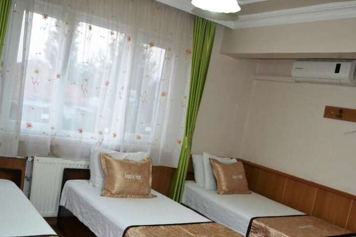 Room 30 of 48
