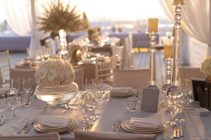 Ballroom/Hall 143 of 158